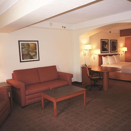 La Quinta Inn By Wyndham Austin Capitol / Downtown Zewnętrze zdjęcie