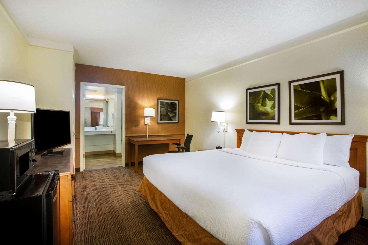 La Quinta Inn By Wyndham Austin Capitol / Downtown Zewnętrze zdjęcie